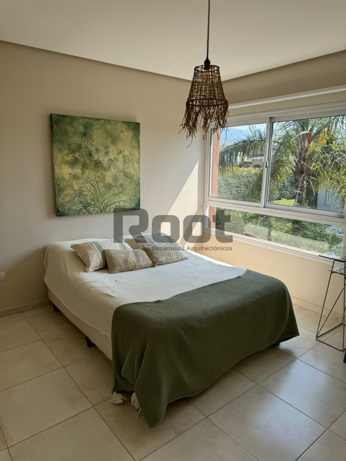 CASA EN COUNTRY DEL PILAR
